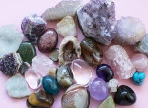 Your Go-To Guide To Exploring Crystals That Support Faithfulness