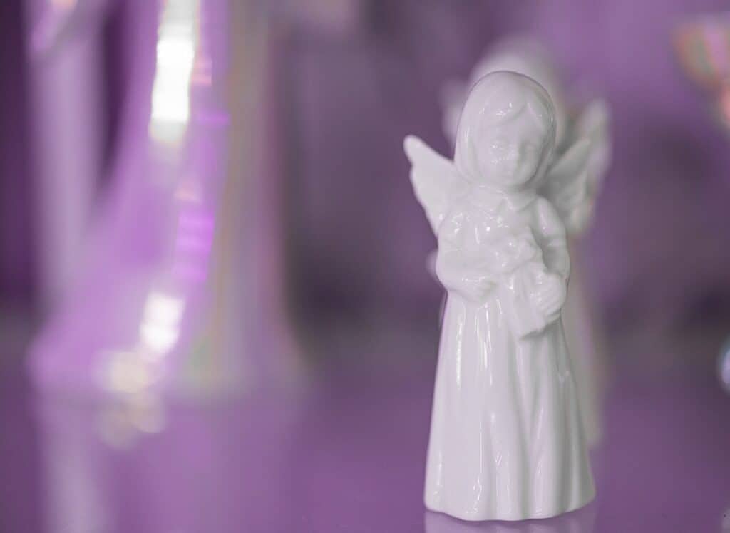 A Definitive Guide To Mending Your Relationship With Your Guardian Angel