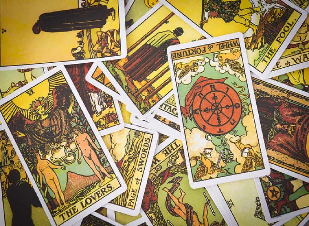 Can Tarot Cards Help Me With Nursing A Broken Heart?